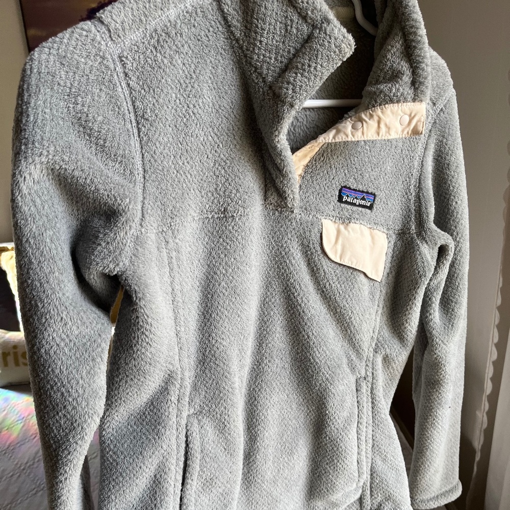 Patagonia Women's XS Snap T Grey Fleece Pullover